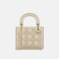 MINI LADY DIOR MIT PERLENBESTICKUNG